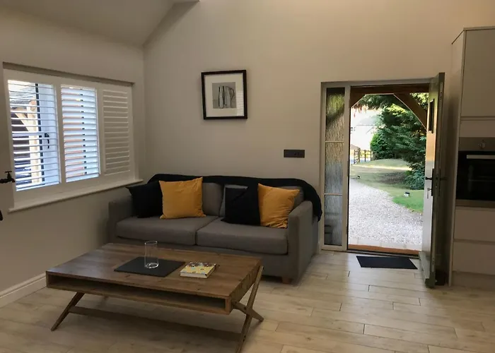 Cosy Cottage In The Heart Of The Cotswolds